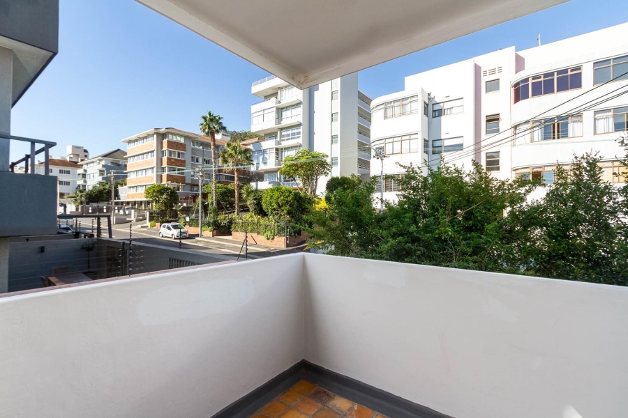 To Let 3 Bedroom Property for Rent in Sea Point Western Cape